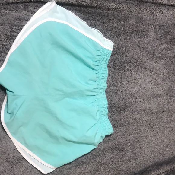 Mint Nike shorts - Picture 2 of 2